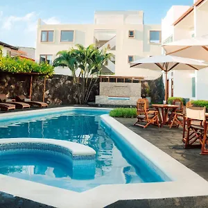 Ninfa Hotel Puerto Ayora (Galapagos Islands)